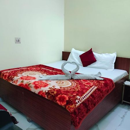 Jpm Guest House Waranasi Zewnętrze zdjęcie