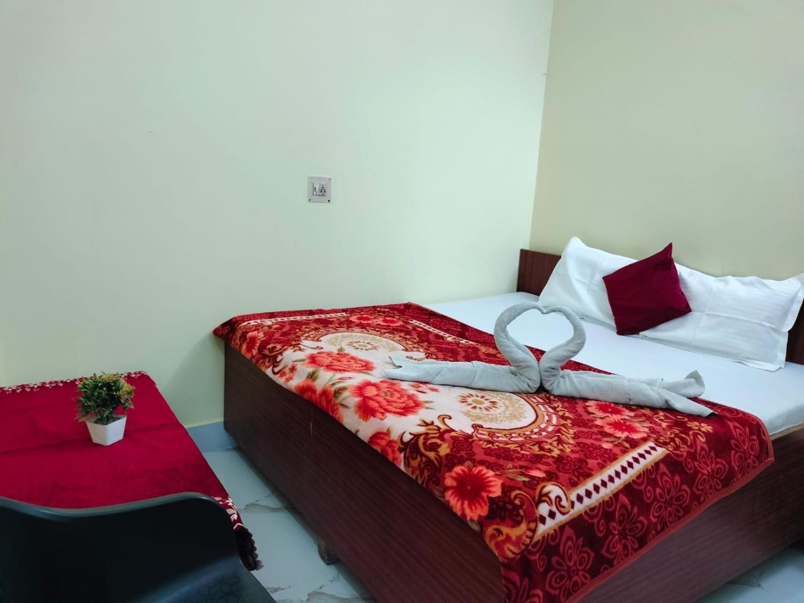 Jpm Guest House Waranasi Zewnętrze zdjęcie