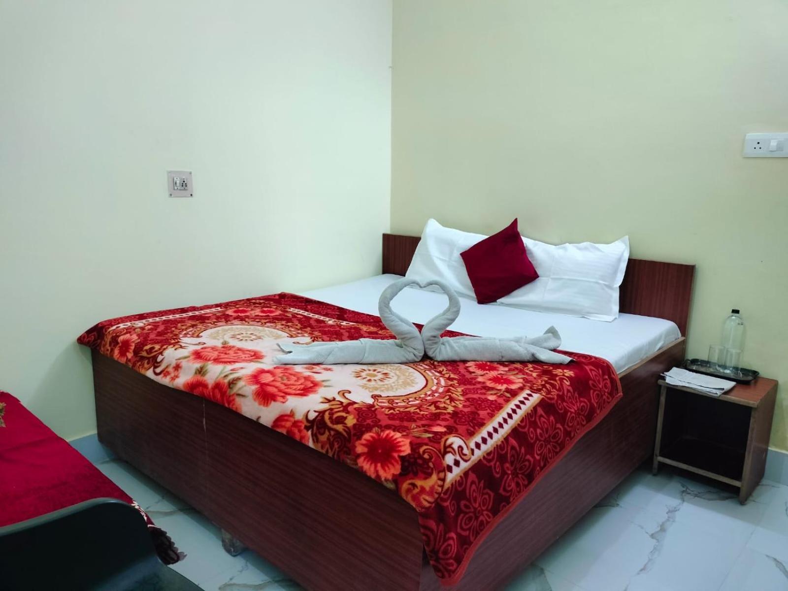 Jpm Guest House Waranasi Zewnętrze zdjęcie
